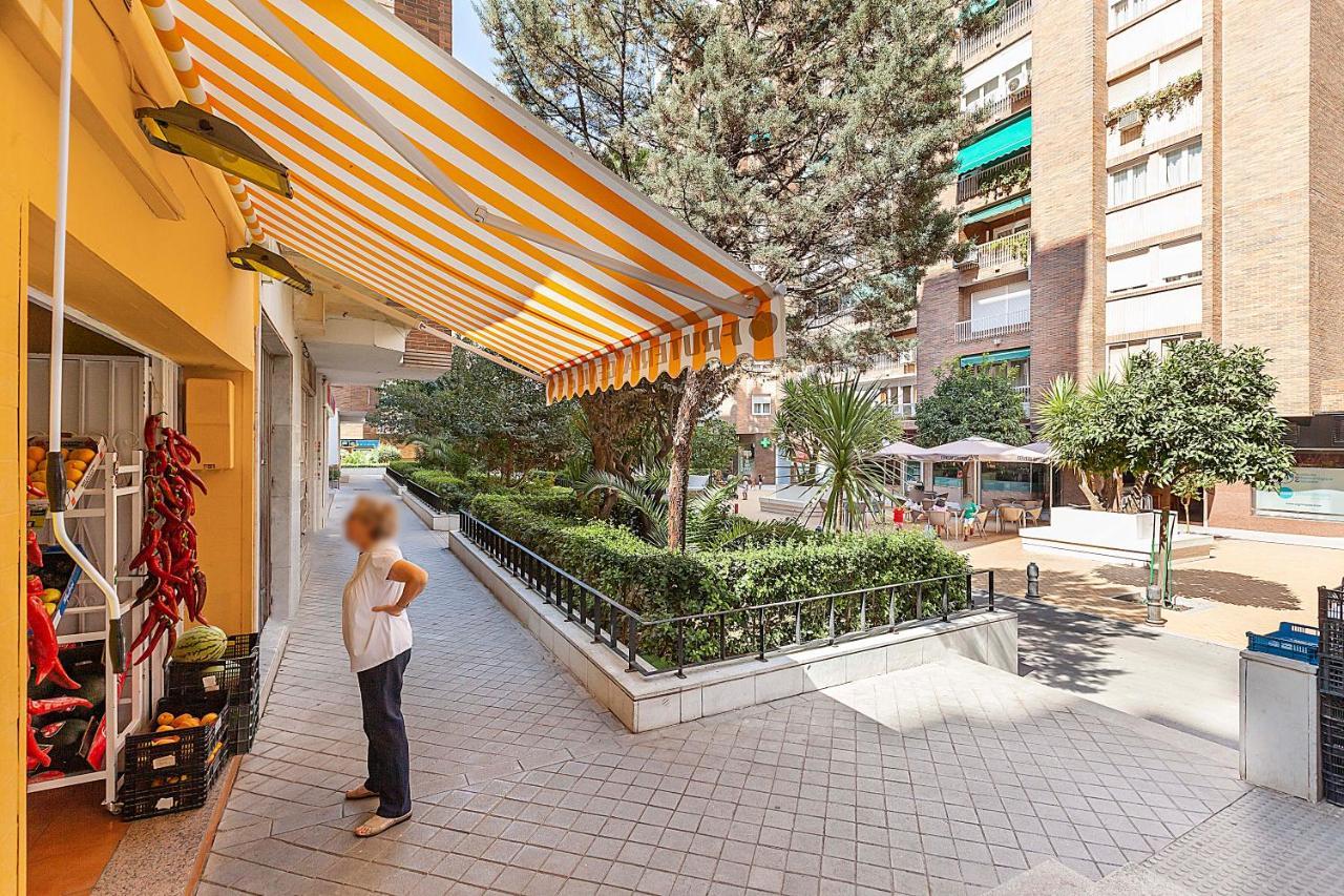 Amplio Y Centrico, Recien Reformado, Calefaccion Central, Jardines, Supermercados, Cafeterias Y Todos Los Servicios En El Corazon De La Ciudad Гранада Экстерьер фото